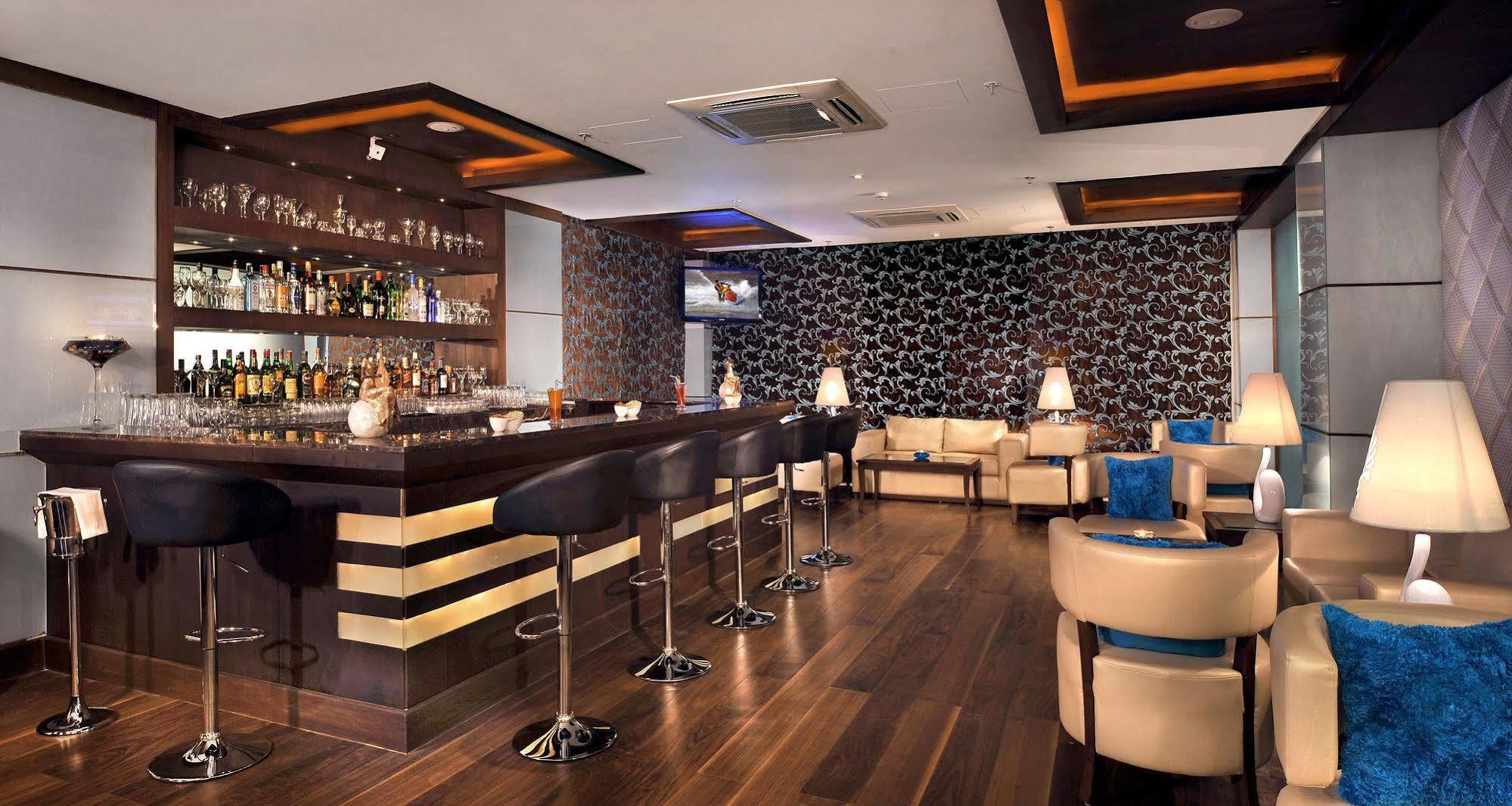 Country Inn & Suites By Radisson, Gurugram Sector 12 Gurgaon Restoran fotoğraf