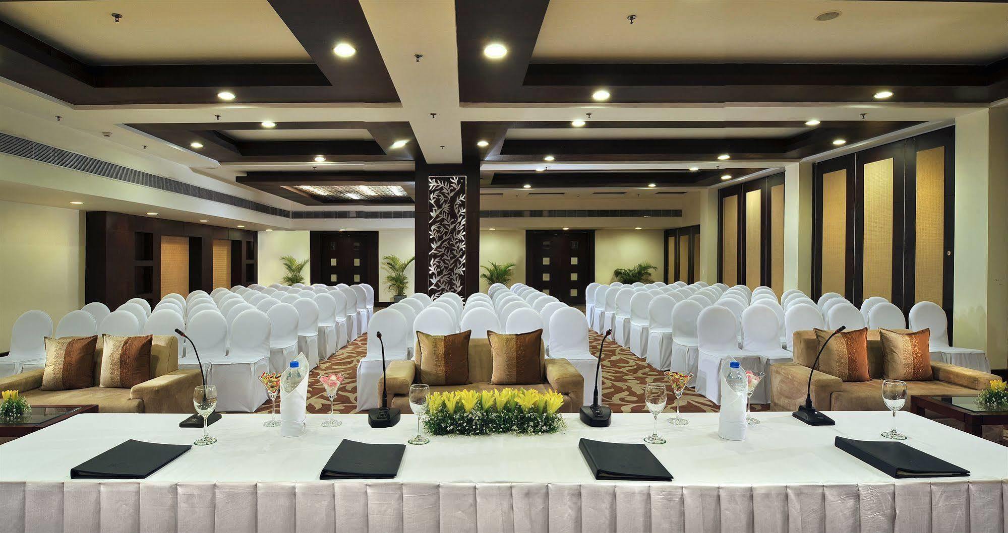 Country Inn & Suites By Radisson, Gurugram Sector 12 Gurgaon İş olanakları fotoğraf